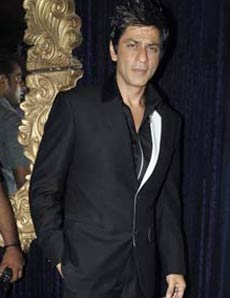 Shah Rukh Khan plans worldwide Ra.One tour